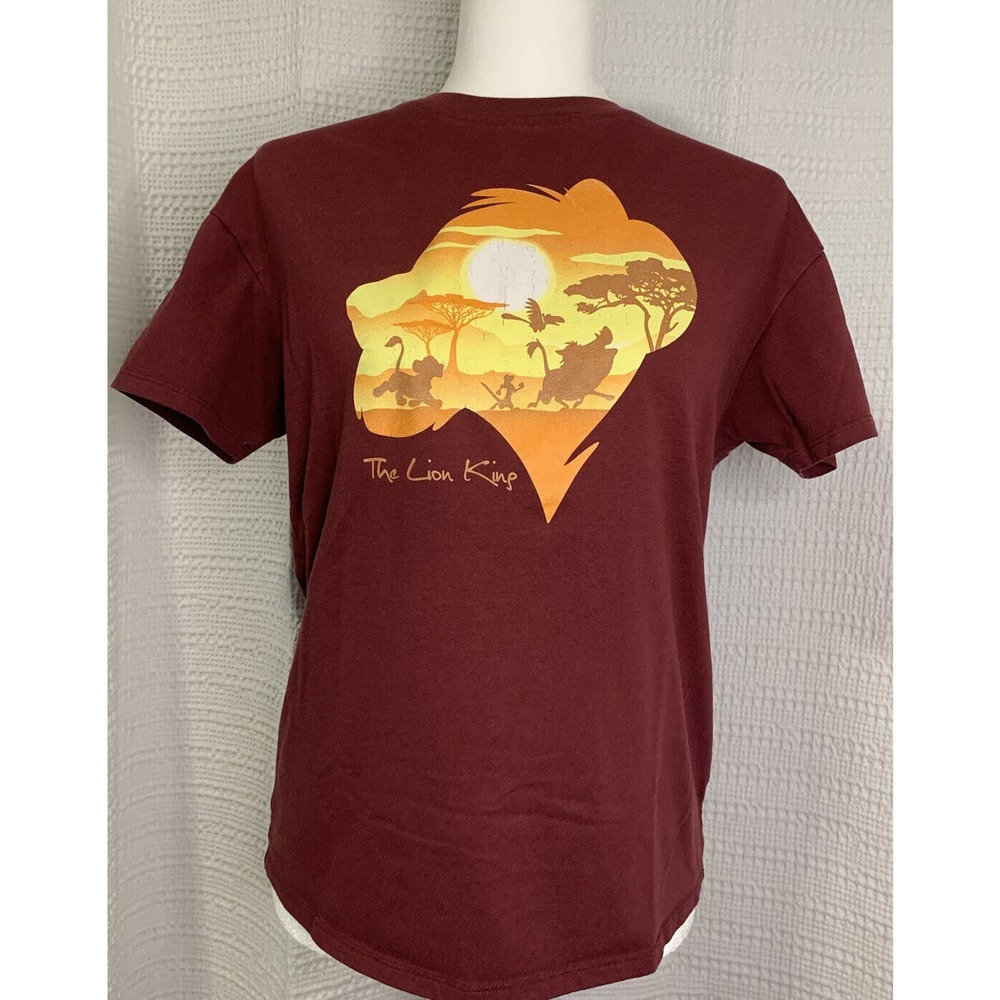 Disney The Lion King Woman’s T-Shirt Junior Size Large Burgundy Red & Yellow